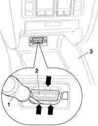 13.10 Снятие и установка диагностического штекера систем безопасности Audi A3