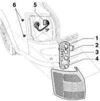13.15 Снятие и установка заднего фонаря Audi A4