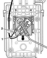 5.1.3 Снятие и установка топливного насоса с датчиком запаса топлива Audi A4