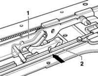 12.4.32 Проверка и регулировка исходного положения сдвижной панели крыши Audi A4
