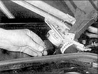 13.1.14 Двигатель стеклоочистителей лобового стекла, соединительный   механизм Audi A6
