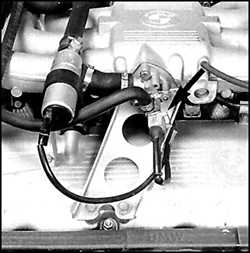 6.7 Форсунка пуска холодного двигателя и термореле времени BMW 3 (E30)