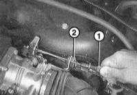 6.4.3  Снятие, установка и регулировка привода дроссельной заслонки BMW 3 (E46)