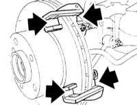 11.1 Снятие и установка тормозных колодок передних колес BMW 3 (E46)