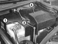 7.5.3 Снятие и установка аккумуляторной батареи BMW 3 (E46)