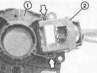 14.3.3 Снятие и установка указателя поворота/выключателя стеклоочистителя BMW 3 (E46)