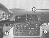 14.3.8 Снятие и установка радиоприемника BMW 3 (E46)
