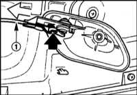 13.21 Снятие и установка облицовки двери BMW 5 (E39)