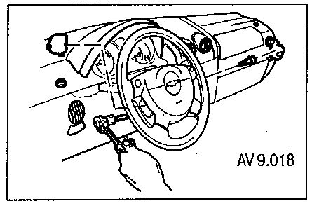 9.3.3 Снятие и установка модуля подушки безопасности водителя