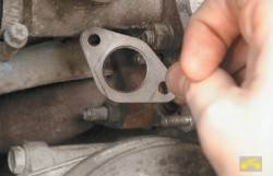 11.4.10 Замок капота Chevrolet Niva