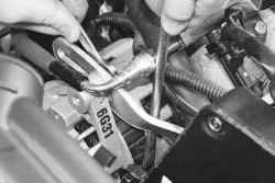 4.3.2 Проверка и регулировка натяжения ремня привода генератора и насоса гидроусилителя рулевого управления Daewoo Lanos