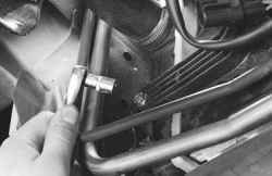 5.12.4 Снятие и установка электровентиляторов радиатора системы охлаждения двигателя Daewoo Lanos