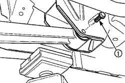 Расположение болта (1) крепления продольного рычага к кронштейну кузова