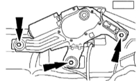 4.19 Демонтаж и монтаж электродвигателя заднего стеклоочистителя Ford Mondeo