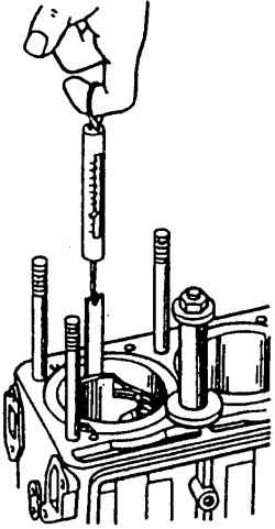 Подбор поршня к гильзе при помощи ленты-щупа и динамометра 24-У-17202