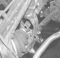 10.6 Снятие и установка толкающей штанги передней подвески Honda Accord