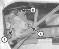 11.17 Снятие и установка защелки и наружной ручки/цилиндра замка двери Honda Accord