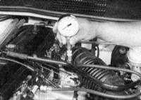 7.3 Проверка давления топлива и функционирования топливного насоса Jeep Grand Cherokee