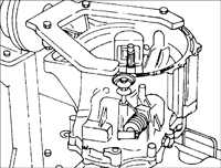 9.7 Разборка, проверка и сборка пятой/ задней передачи и задней крышки BF DOHC Kia Sephia