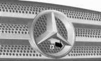 2.7 Доступ в подкапотное пространство Mercedes-Benz W163