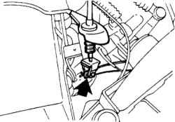 11.6 Тросик привода выключения сцепления - снятие, установка и регулировка Mitsubishi Colt