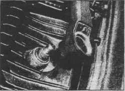 1.41.17 Замена щёток стеклоочистителя лобового стекла Mitsubishi Colt