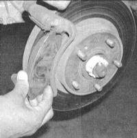 11.3 Замена тормозных колодок дисковых тормозных механизмов Nissan Maxima QX