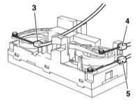 5.4.4 Снятие и установка панели управления функционированием систем   отопления/ вентиляции/ кондиционирования воздуха