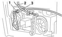 5.4.4 Снятие и установка панели управления функционированием систем   отопления/ вентиляции/ кондиционирования воздуха Opel Astra