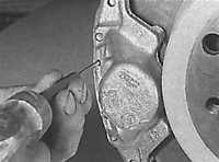 11.5 Замена задних тормозных колодок на дисковых тормозах