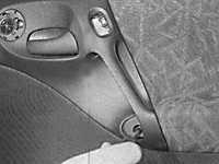 10.13.1 Обивка двери Opel Vectra B