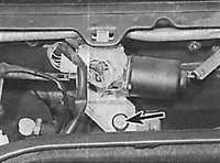 14.15 Двигатель стеклоочистителя и тяги Peugeot 405
