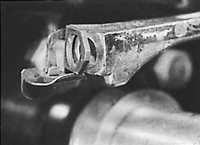 12.6 Замена задних тормозных колодок на барабанных тормозах Peugeot 405