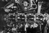 2.10 Проверка и регулировка зазора клапанного механизма Renault 19