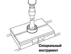 2.31.3 Управление автомагнитолой с передней панели Toyota Camry