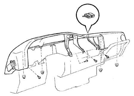 10.23 Передняя облицовочная панель салона Toyota Land Cruiser