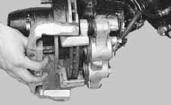 9.8.3 Замена блока цилиндров тормозного механизма переднего колеса УАЗ 31519