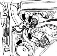 12.38 Кронштейн двери Volkswagen Passat B5